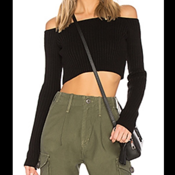 Lovers + Friends Sweaters - Lovers and friends crop knit sweater